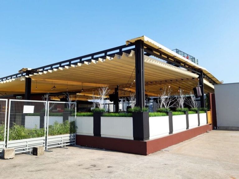 Thi Công Lắp Đặt Mái Xếp, Bạt Che Quán Cafe Tại Bình Dương